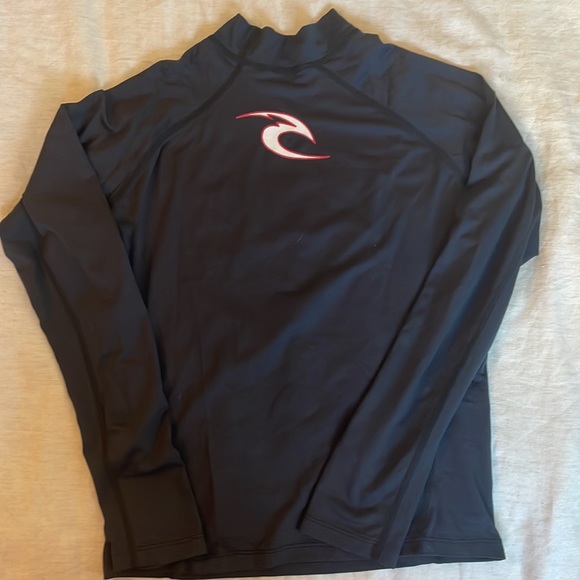 Ripcurl Black Rashguard - Picture 2 of 4